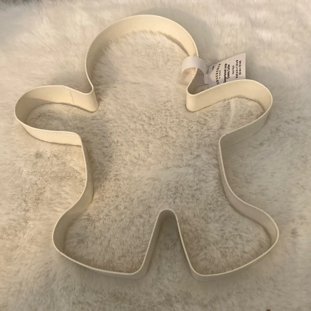 Target Christmas 2024 Wondershop Large Gingerbread Cookie Cutter
